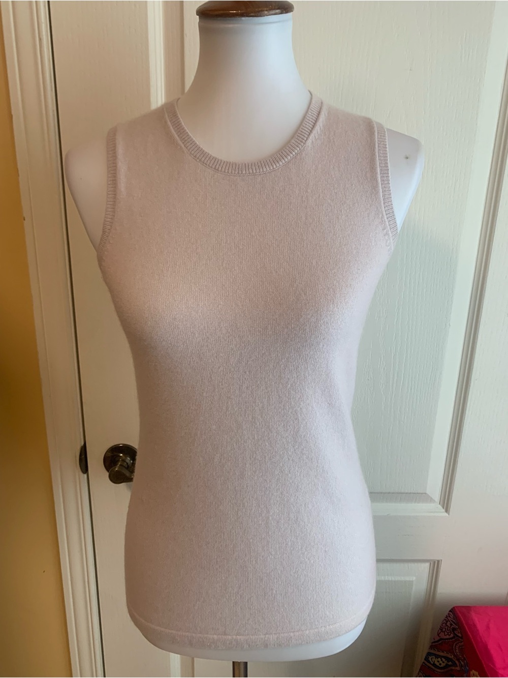 Lafayette 148 New York cashmere top
